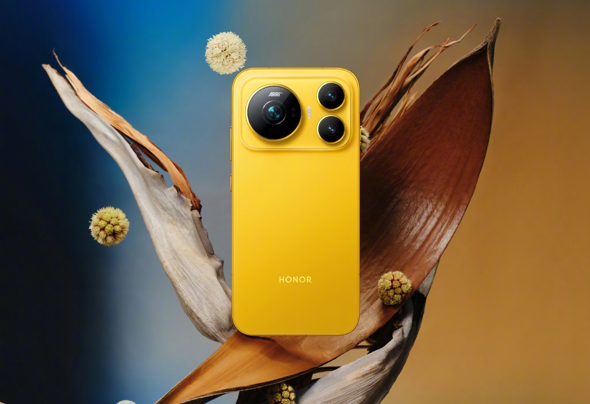 Honor Magic9 Super Edition Packs 11,000mAh Into 8mm