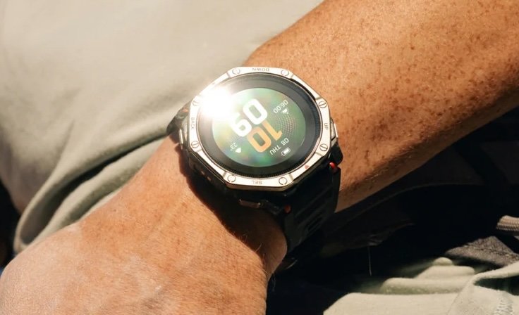 Amazfit T-Rex Dual Solar Charges From Both Sides