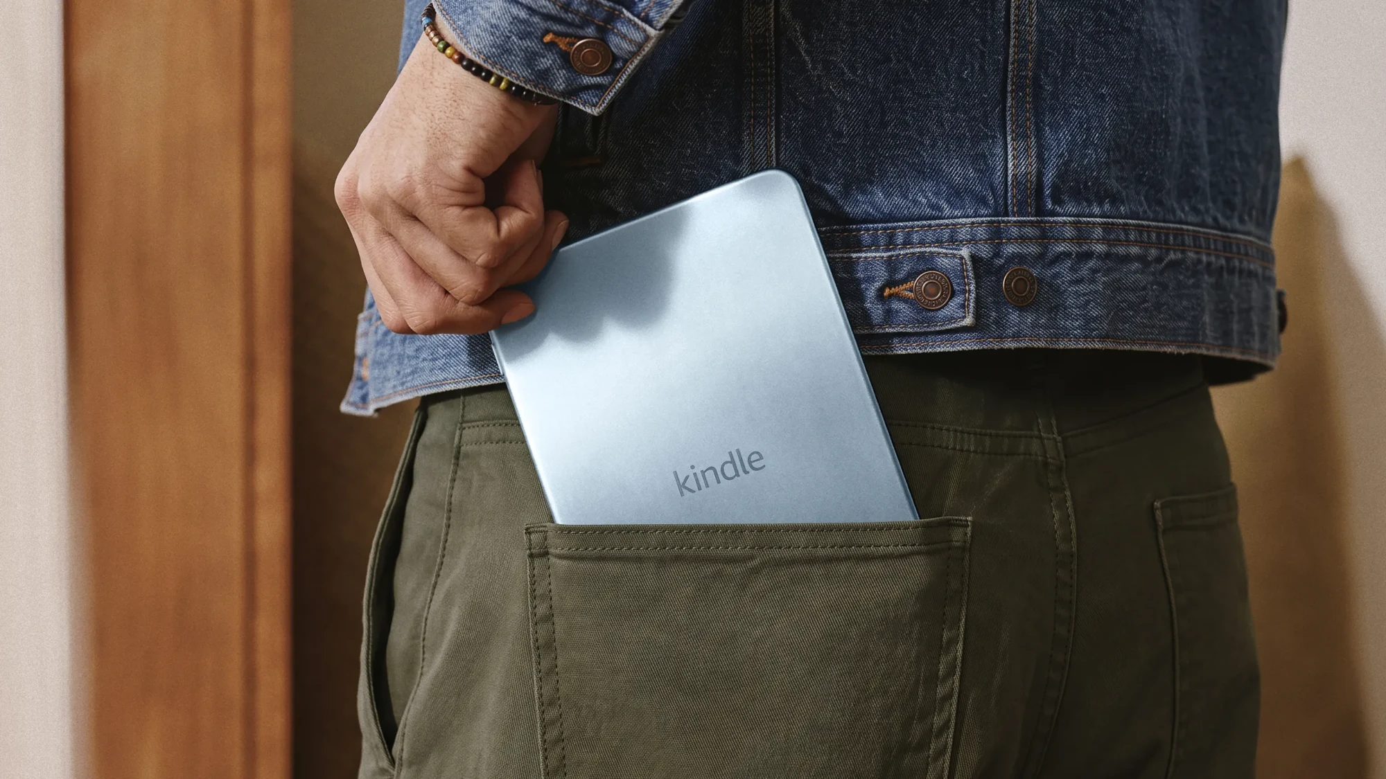 Amazon Redesigns Kindle Lineup, Adds $34.99 Click Remote